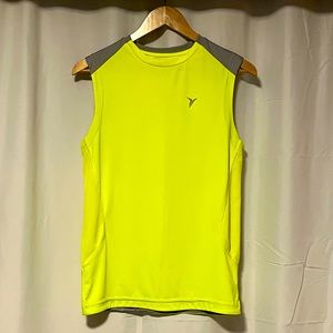 Old Navy Active, yellow and gray, XL